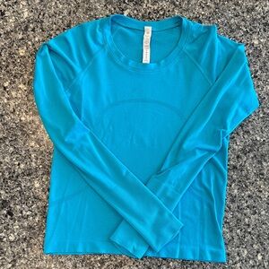 Lululemon Athletica Blue Long Sleeve Top